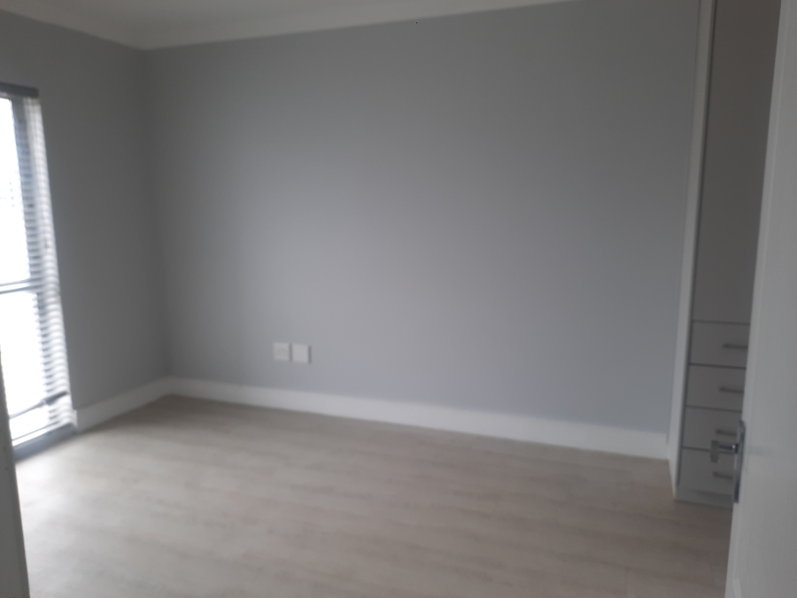 To Let 3 Bedroom Property for Rent in Langeberg Heights Western Cape